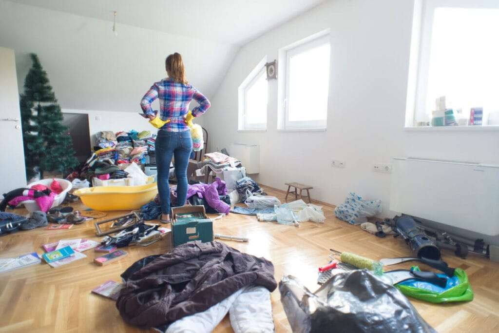 eliminazione vestiti superflui
